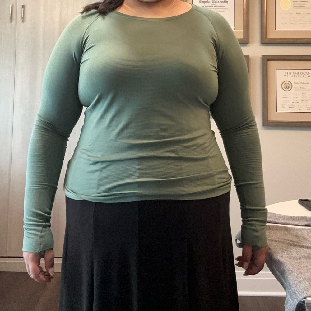 lululemon athletica Long Sleeve Top in Sage Green